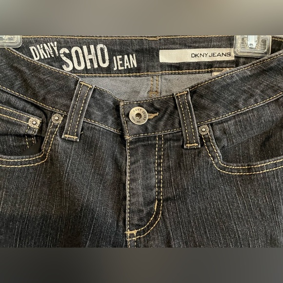 Womens DKNY SOHO JEANS Mid Rise Bootcut Super Stretch Size 2 womens Jeans - Picture 3 of 4